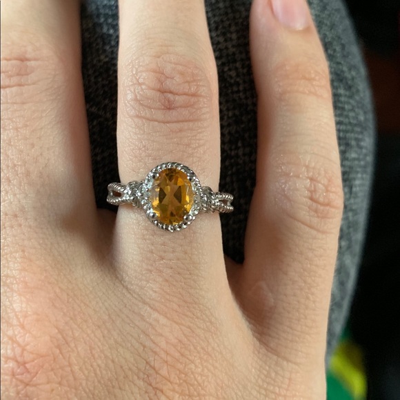 Jewelry - Sterling Silver 925 Ring with Yellow Gemstone
